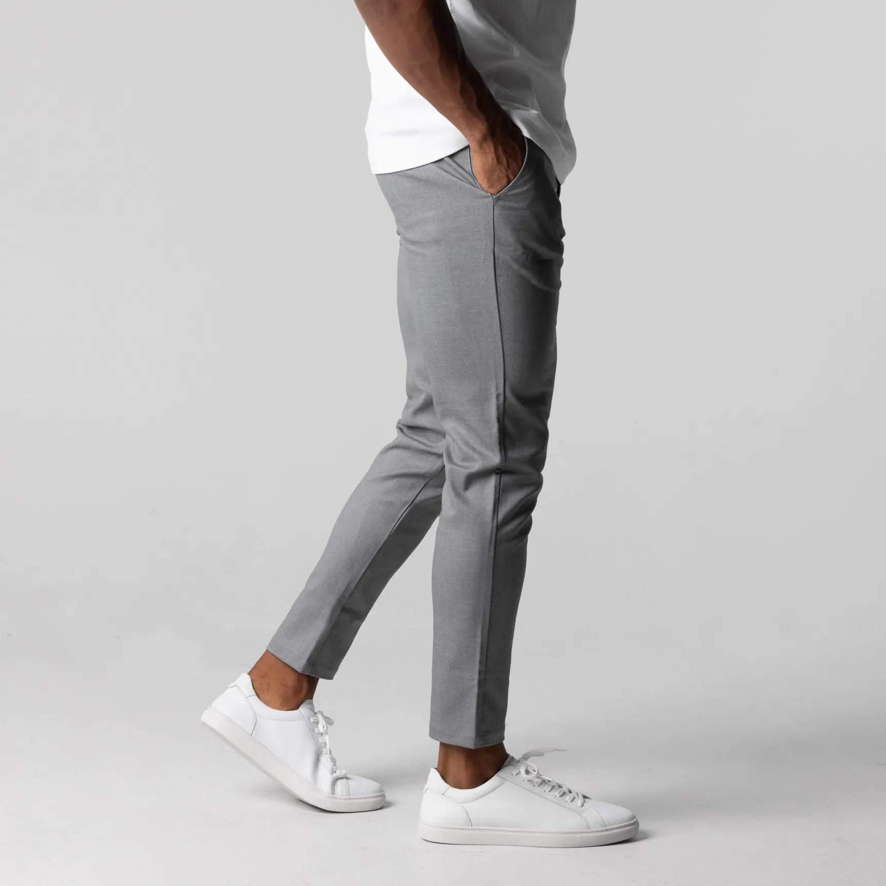 Chino Elástico Premium Gris