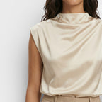 Iris | Blusa Satén Drapeada Cuello Mao